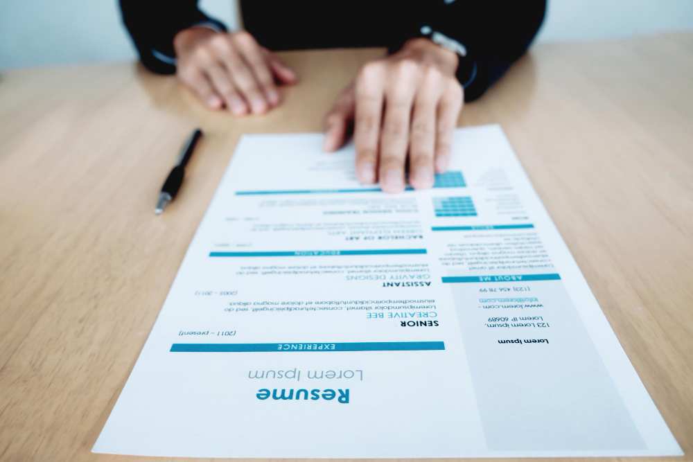 How to Write a CV: Top Tips for 2025