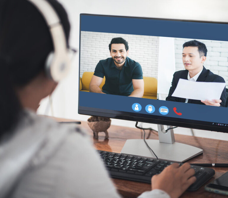 7 Smart Hybrid Recruitment Strategies for Remote Hiring