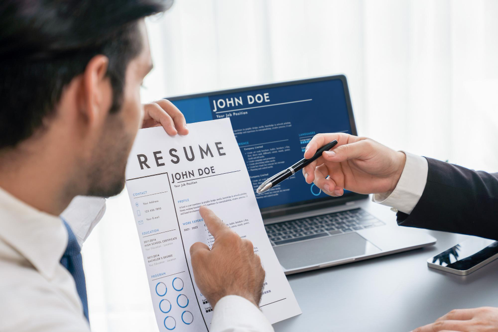 UAE Style Resume Guide 2025 Get Hired Faster