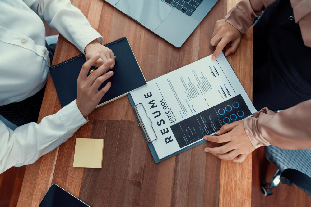 How to Apply for Jobs in Sharjah